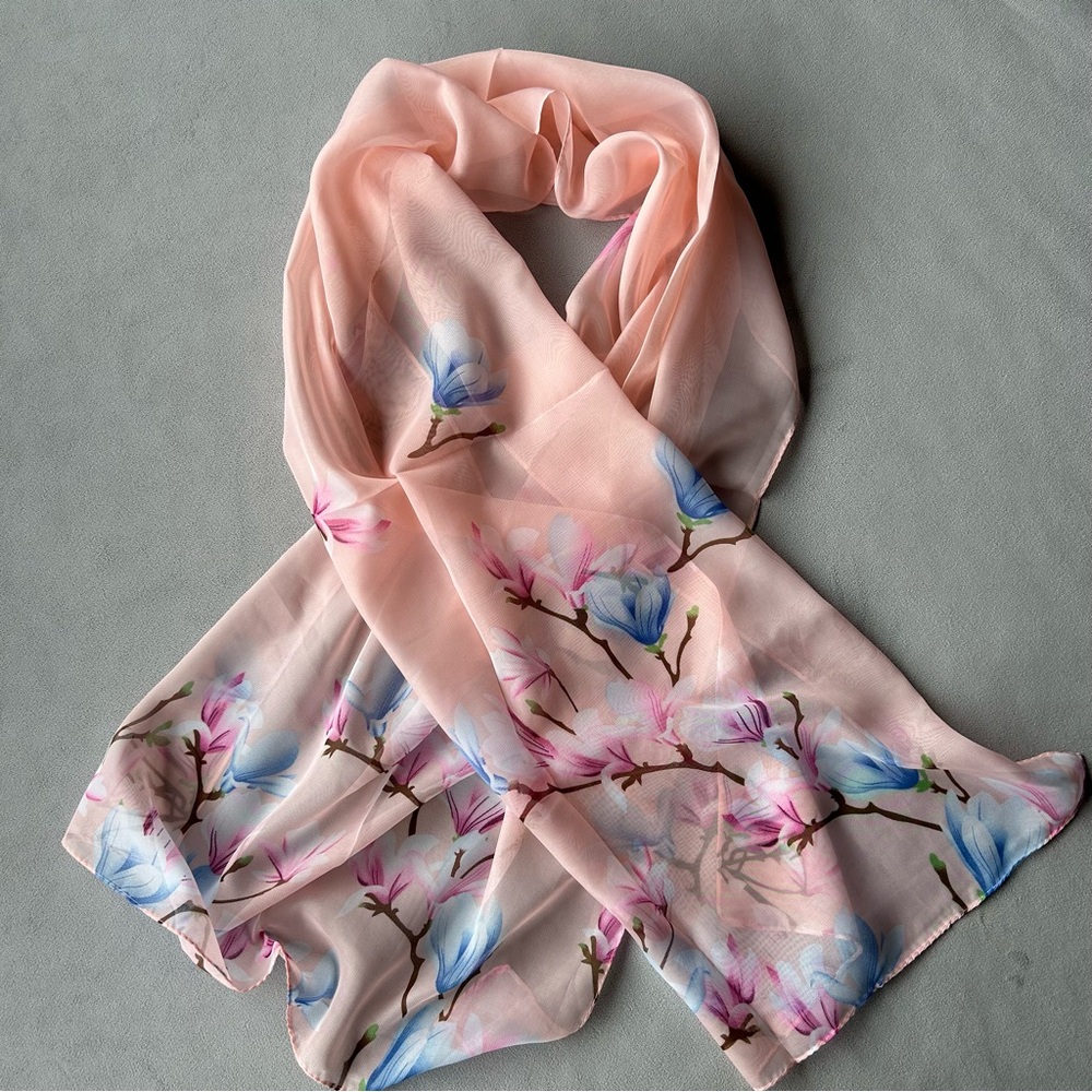 Floral Lightweight Scarf ~ 155 cm x 45 cm ~ 60” x 18” ~ Brand New!